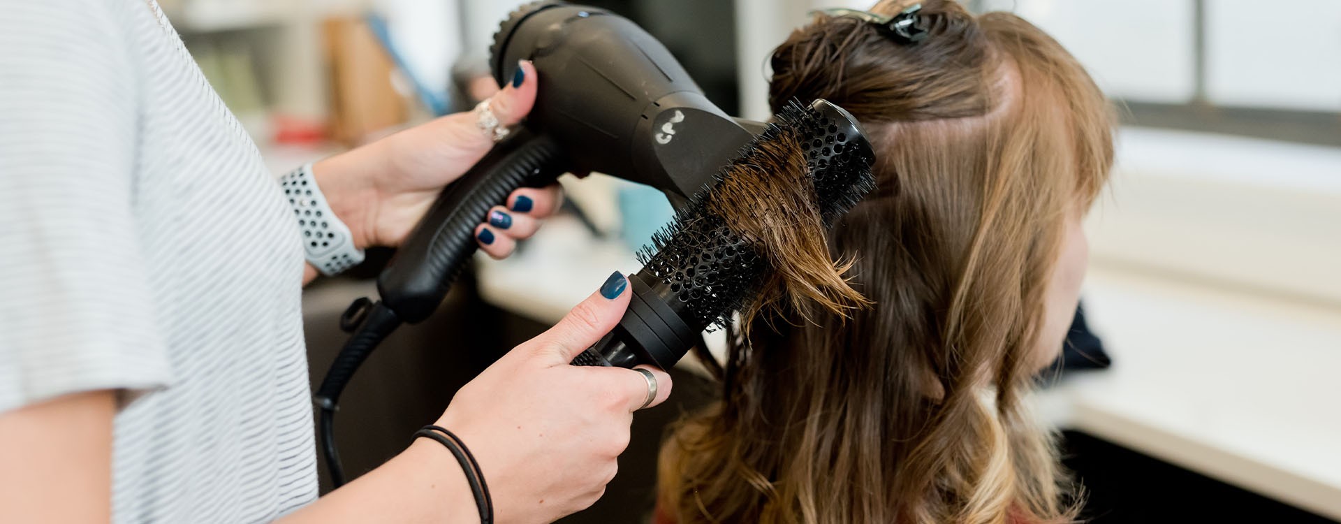 What are the most popular methods of fitting human hair extensions?